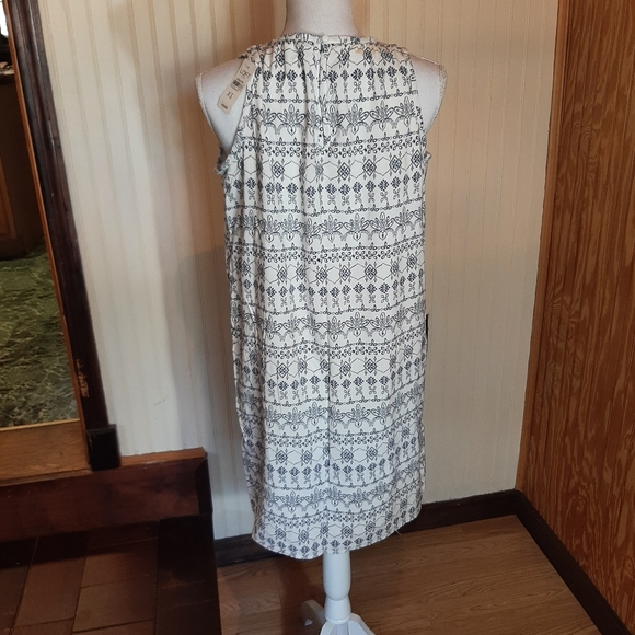 NWT Loft Sleeveless Lightweight Pullover Dress White and Navy Horizontal Print - Picture 5 of 9
